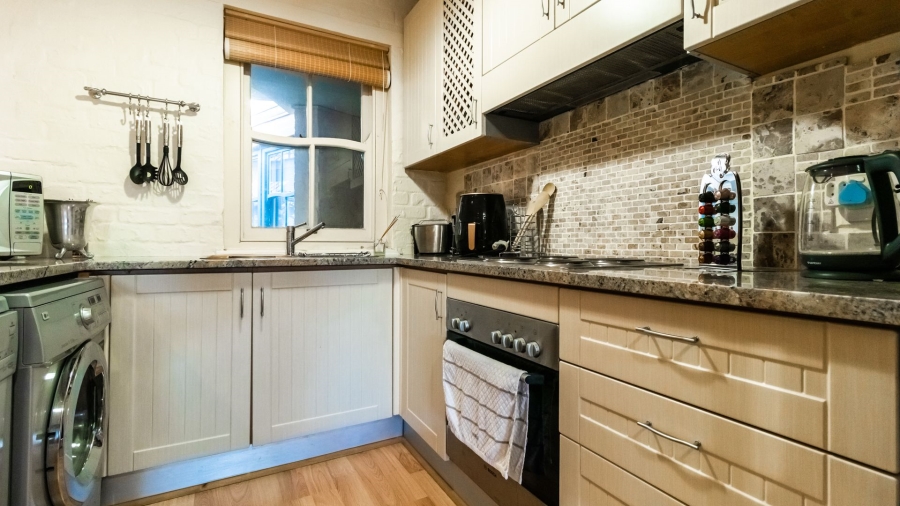 1 Bedroom Property for Sale in Hout Bay Beachfront Western Cape